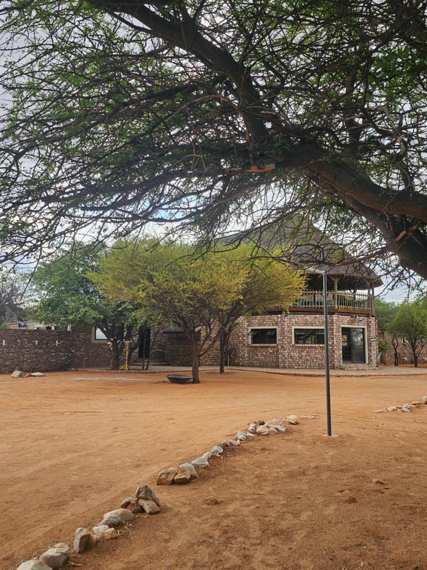 Kaoko Bush Lodge Kamanjab المظهر الخارجي الصورة