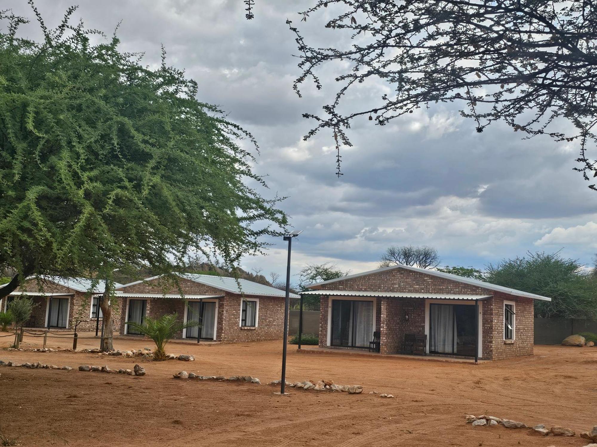 Kaoko Bush Lodge Kamanjab المظهر الخارجي الصورة