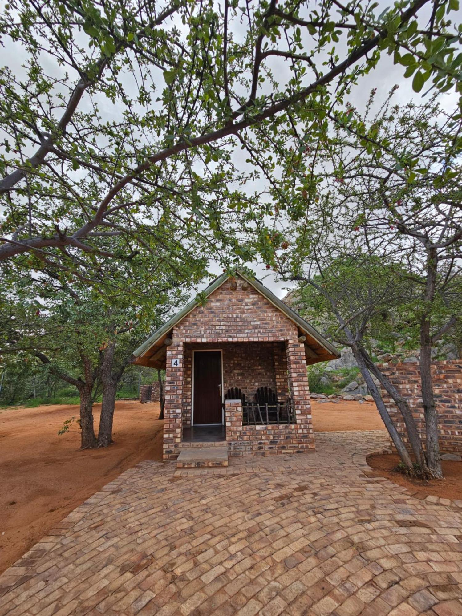 Kaoko Bush Lodge Kamanjab المظهر الخارجي الصورة