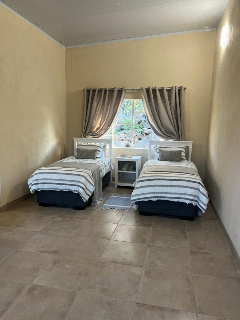 Kaoko Bush Lodge Kamanjab المظهر الخارجي الصورة