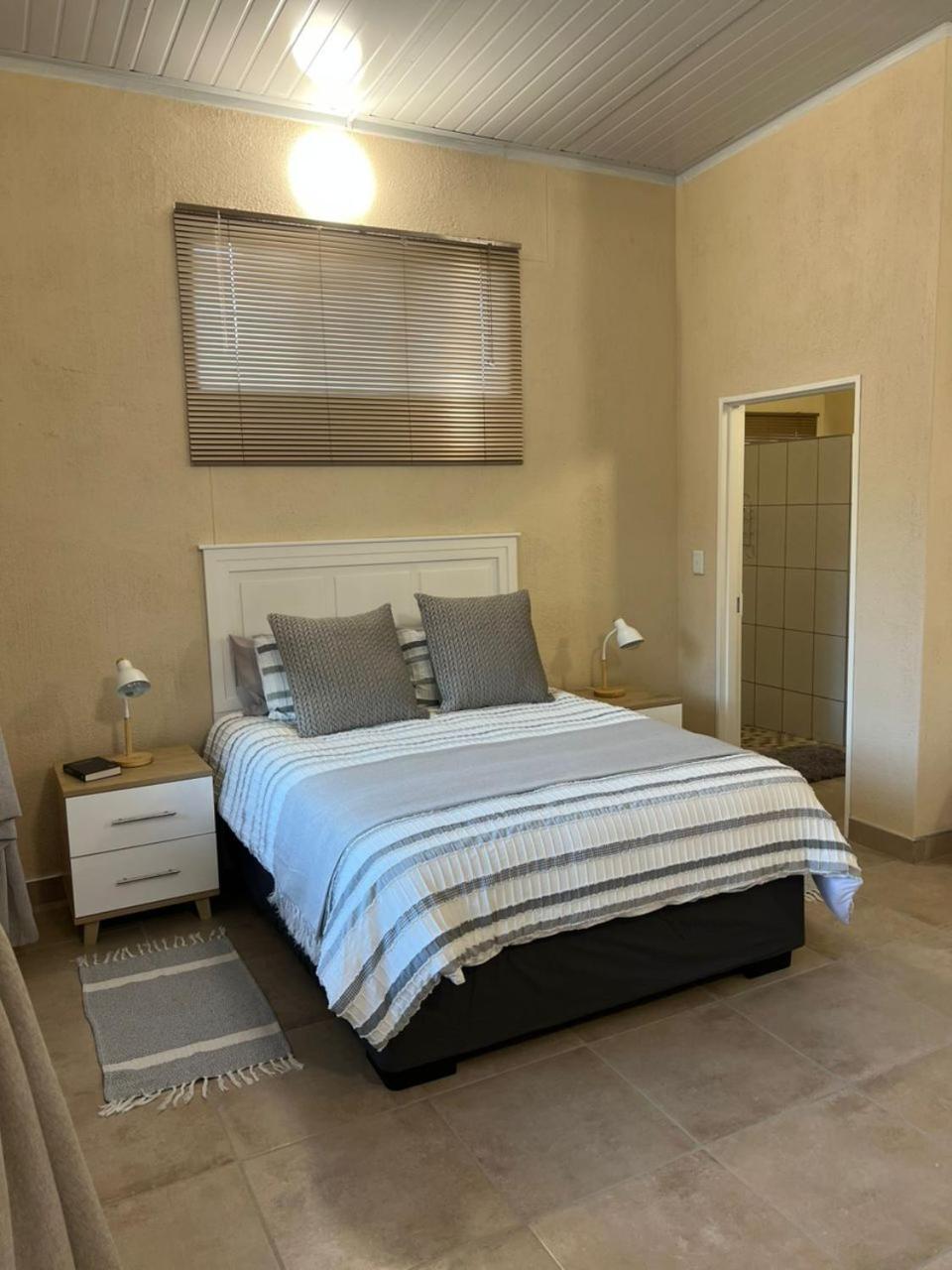Kaoko Bush Lodge Kamanjab المظهر الخارجي الصورة