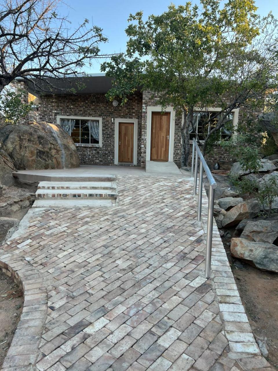 Kaoko Bush Lodge Kamanjab المظهر الخارجي الصورة